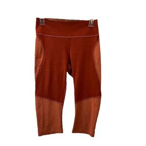 Outdoor Voices Tech Sweat Two-Tone Knee Cap Leggings Sz M Capri Cropped Orange